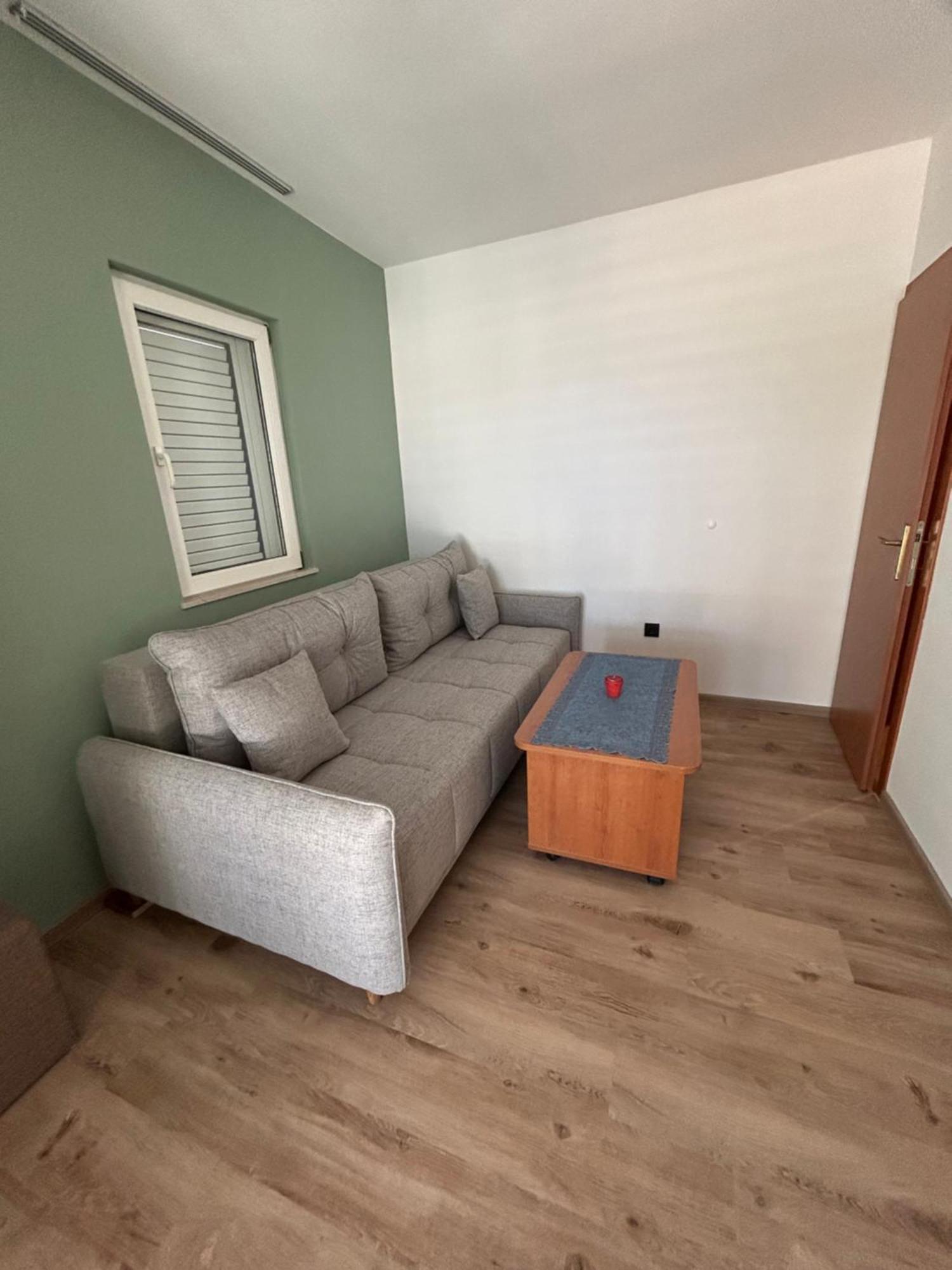 Apartments Zdravko Трогір Екстер'єр фото
