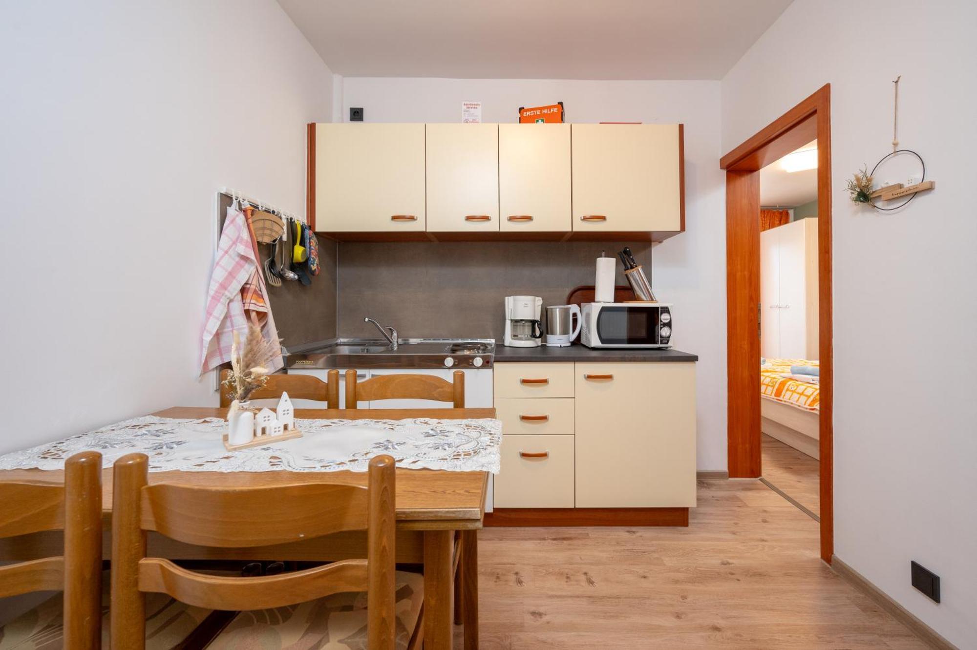 Apartments Zdravko Трогір Екстер'єр фото
